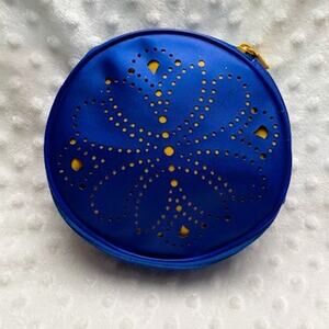 Clinique 6 1/4" Round Blue/Yellow, Cut Out Design, Waterproof Lined Cosmetic Bag